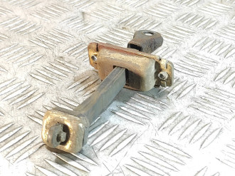 Ограничитель двери задний Chery Fora 2006-2010