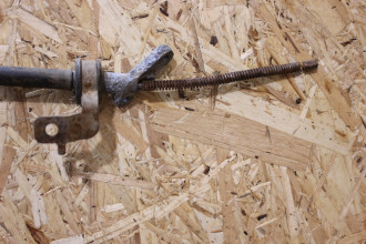 Трос стояночного тормоза Chery Tiggo T11