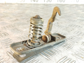 Крюк открывания капота Chery Amulet 2006-2012