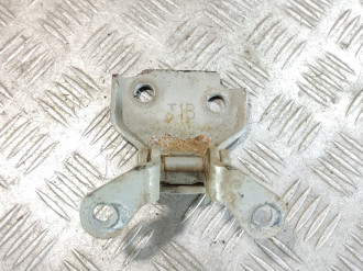 Петля двери передней правой нижняя Chevrolet Lanos 2004-2010