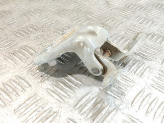 Петля двери передней правой нижняя Chevrolet Lanos 2004-2010