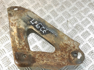 Кронштейн передней балки правый Chevrolet Captiva  2006-2010
