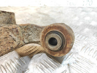 Кулак задний левый Chevrolet Captiva  2006-2010