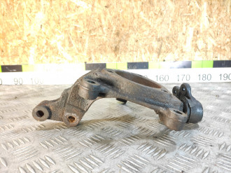 Кулак поворотный передний левый Chevrolet Captiva  2006-2010