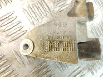 Кронштейн генератора Chevrolet Lacetti  2003-2013