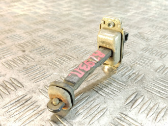 Ограничитель двери задний Chevrolet Lacetti  2003-2013