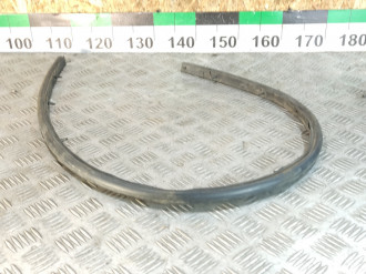 Уплотнитель капота Chevrolet Lacetti  2003-2013