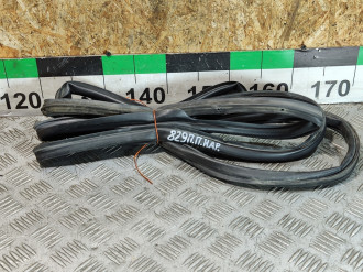 Уплотнитель двери передней правой Chevrolet Lacetti  2003-2013