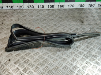 Уплотнитель двери передней правой Chevrolet Lacetti  2003-2013