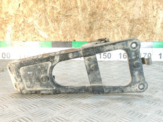 Кронштейн впускного коллектора Chevrolet Cruze 2009-2016