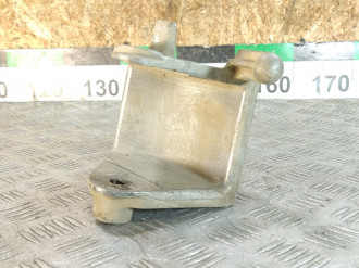 Кронштейн двигателя Chevrolet Cruze 2009-2016