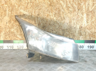 Фара правая Chevrolet Cruze 2009-2016