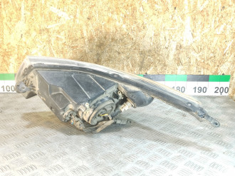 Фара правая Chevrolet Cruze 2009-2016