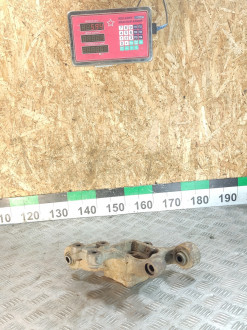 Кулак задний правый Chevrolet Captiva  2006-2010