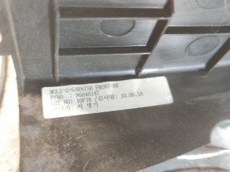 Накладка стекла двери передней правой Chevrolet Cruze 2009-2016