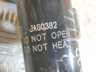 Амортизатор передний правый Chevrolet Cruze 2009-2016