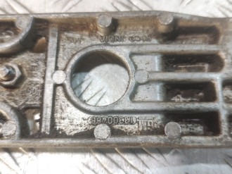 Кронштейн радиатора Chevrolet Cruze 2009-2016