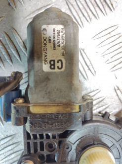 Моторчик стеклоподъемника правый задний Chevrolet Captiva  2006-2010