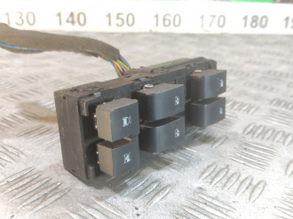 Блок управления стеклоподъемниками Chevrolet Captiva  2006-2010