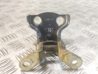 Петля двери задней правой верхняя Chevrolet Captiva  2006-2010