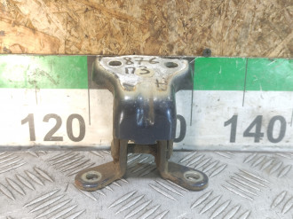 Петля двери задней правой нижняя Chevrolet Captiva  2006-2010