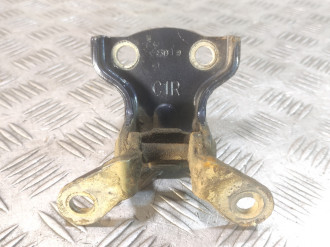 Петля двери задней правой нижняя Chevrolet Captiva  2006-2010