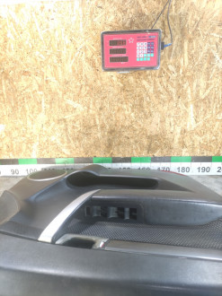 Обшивка двери передней левой Chevrolet Captiva  2006-2010