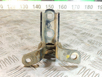 Петля двери задней левой нижняя Chevrolet Cruze 2009-2016