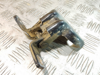 Петля двери задней левой верхняя Chevrolet Cruze 2009-2016