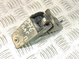 Петля багажника правая Chevrolet Captiva  2006-2010
