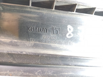 Накладка двери задней правой Chevrolet Captiva  2006-2010