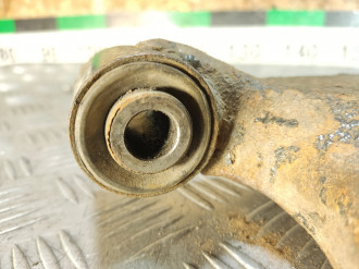 Рычаг передний правый нижний Chevrolet Captiva  2006-2010