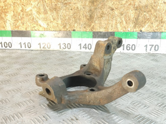 Кулак поворотный передний левый Chevrolet Captiva  2006-2010