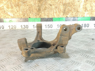 Кулак поворотный передний правый Chevrolet Captiva  2006-2010