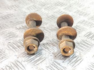 Болт развальный задний Chevrolet Captiva  2006-2010