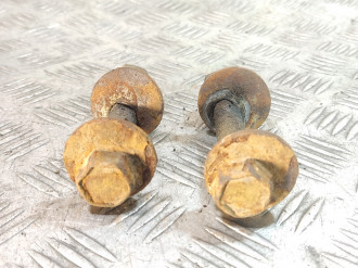 Болт развальный задний Chevrolet Captiva  2006-2010