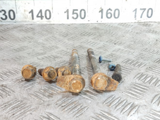 Болт подрамника заднего Chevrolet Captiva  2006-2010