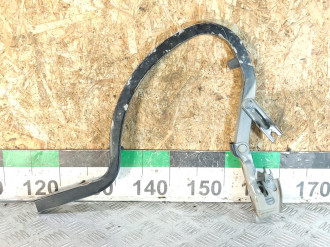 Петля крышки багажника правая Chevrolet Cruze 2009-2016