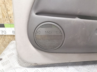 Обшивка двери передней правой Chrysler Pt cruiser  2000-2010