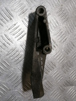 Кронштейн генератора Chrysler Sebring/dodge stratus 2001-2007