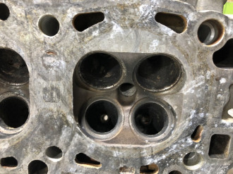 Головка блока двигателя Chrysler Sebring/dodge stratus 2001-2007