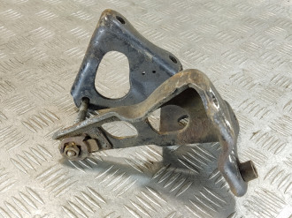 Кронштейн двигателя Chrysler Sebring/dodge stratus 2001-2007