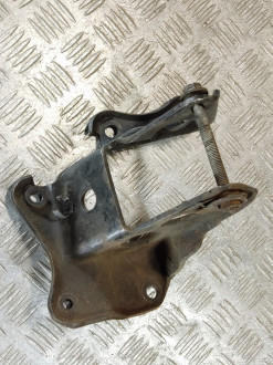 Кронштейн двигателя Chrysler Sebring/dodge stratus 2001-2007