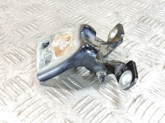 Петля двери задней левой верхняя Chrysler Sebring/dodge stratus 2001-2007