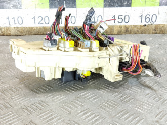 Блок предохранителей салонный Chrysler Sebring/dodge stratus 2001-2007