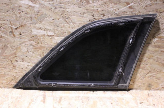 Стекло кузовное глухое заднее левое Chrysler Pacifica 2003-2008
