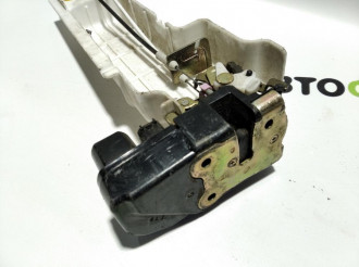 Замок двери задней левой Chrysler Pacifica 2003-2008
