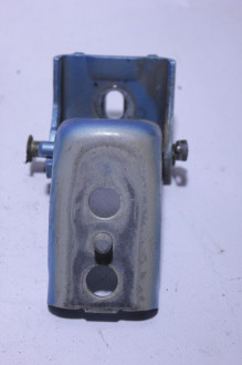 Петля двери задней правой нижняя Citroen C3 2002-2009