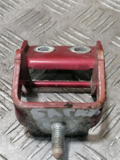 Петля крышки багажника левая Citroen C4 2005-2011