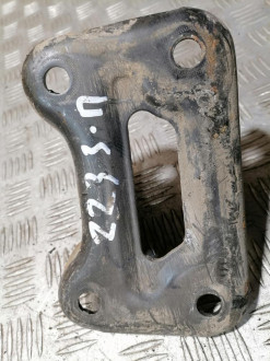 Кронштейн задней балки Citroen C4 2005-2011